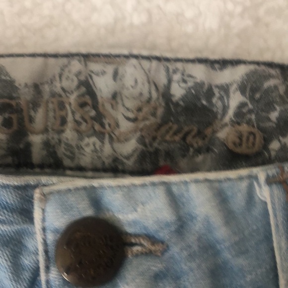 Guess Jean shorts size 30 Good Condition.  non smoking home - Picture 4 of 4